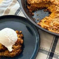 Pumpkin pie cake dessert