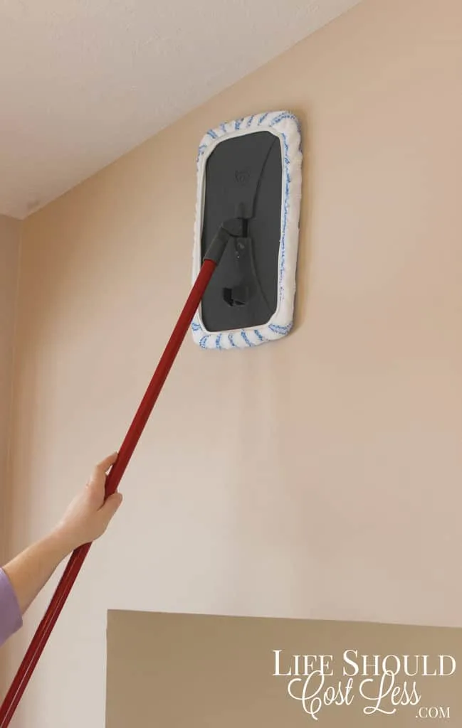 How To Wash Walls Fast The Easiest Way Clean Life Should Cost Less - Best Wall Washing Tools