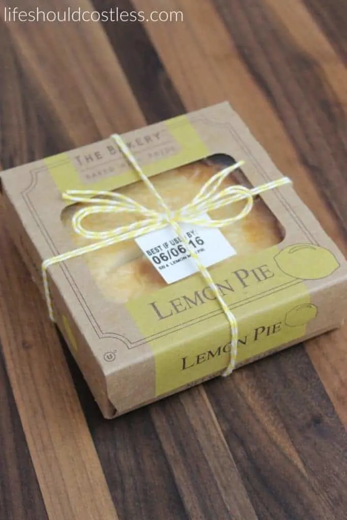 A gift idea that's as easy as pie, and costs less than $1 each. Lemon Yellow. {lifeshouldcostless.com}