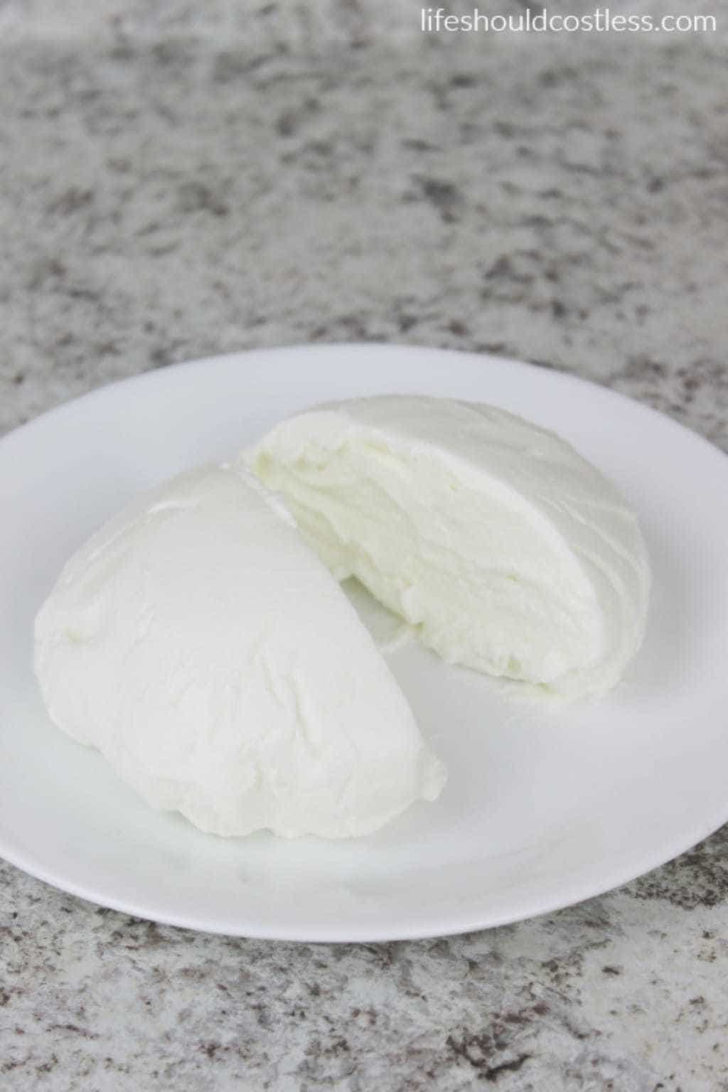 DIY How To Turn Greek Yogurt Into "Cream Cheese" Life Should Cost Less
