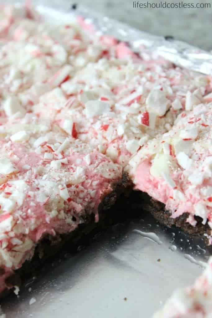 Peppermint Marshmallow Brownies - Life Should Cost Less