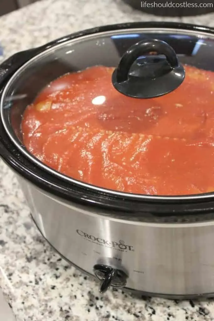 Slow Cooker Deep Dish Lasagna