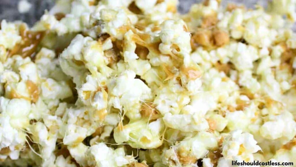 caramel apple popcorn