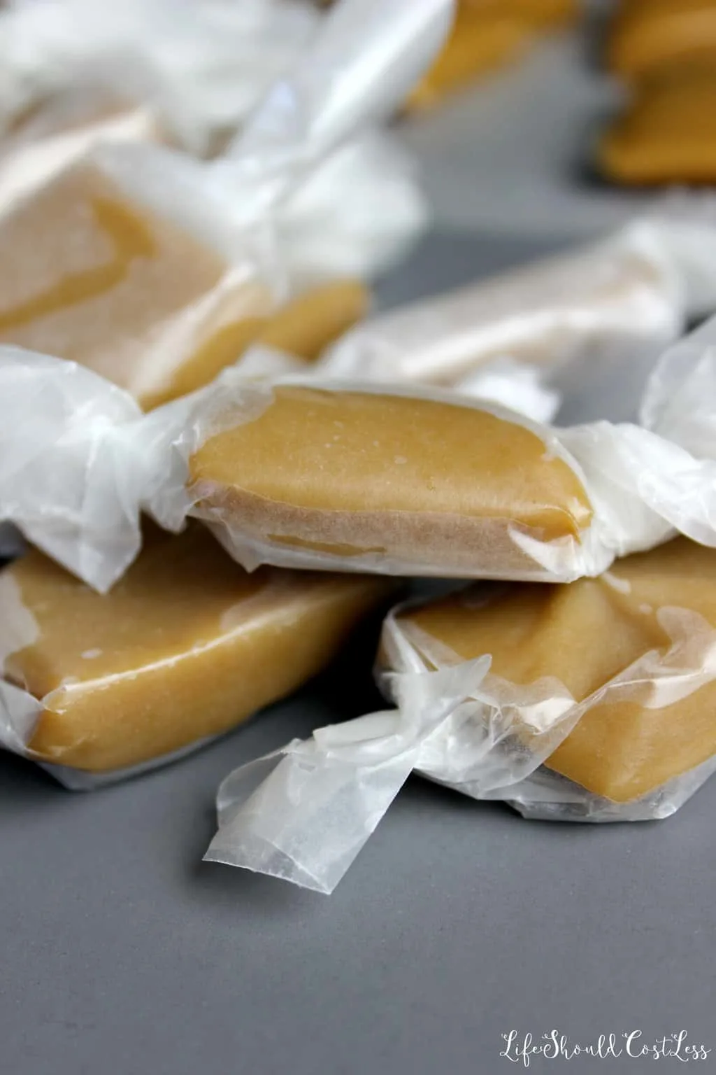 Old-Fashioned Soft Stovetop Caramels : Hearts Content Farmhouse