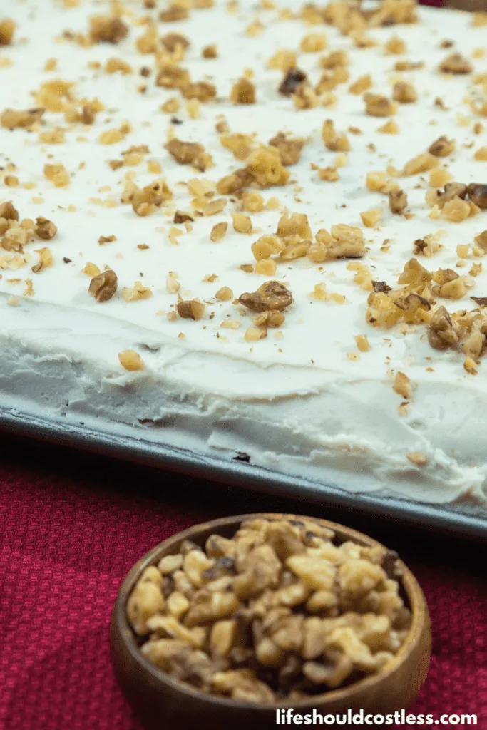 banana nut cake with sour cream