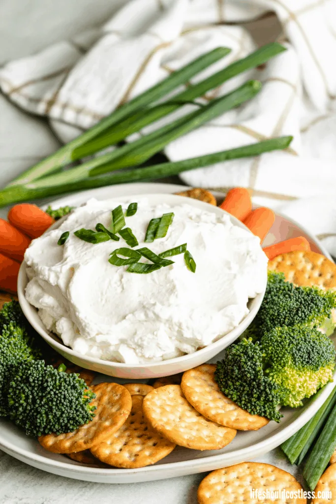 Greek yogurt cream cheese substitute. Replace cream cheese with greek yogurt with this simple tutorial. lifeshouldcostless.com
