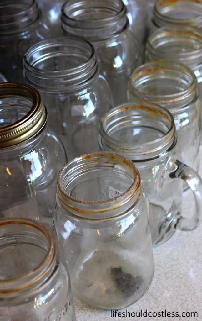 Second hand glass jars. lifeshouldcostless.com