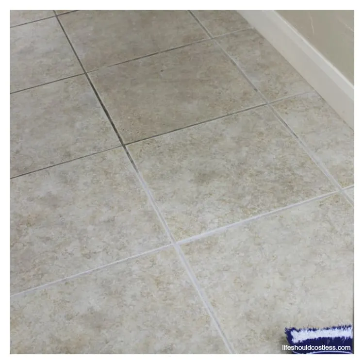 Learn how to clean grout & tile with minimal scrubbing. lifeshouldcostless.com
