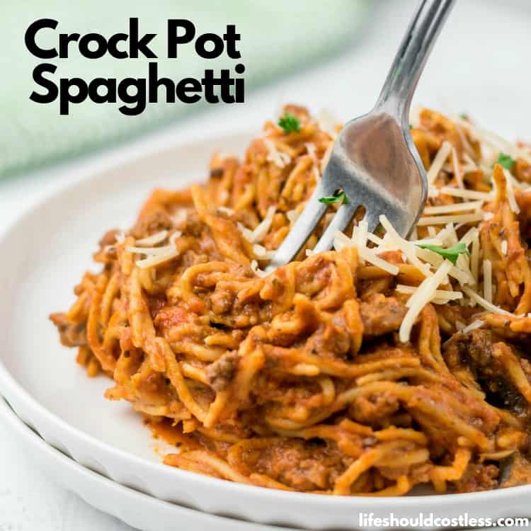 The best slow cooker spaghetti recipe. lifeshouldcostless.com