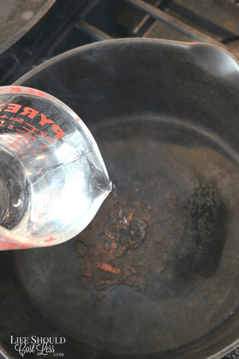Cast Iron Cleaning Tip: How To Clean Stuck On Food From Cast Iron ...