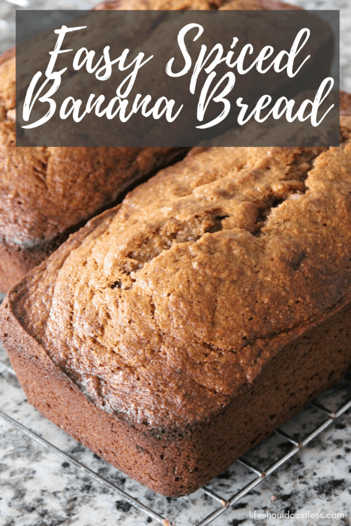 How to spice up banana bread. The best banana bread recipe. lifeshouldcostless.com