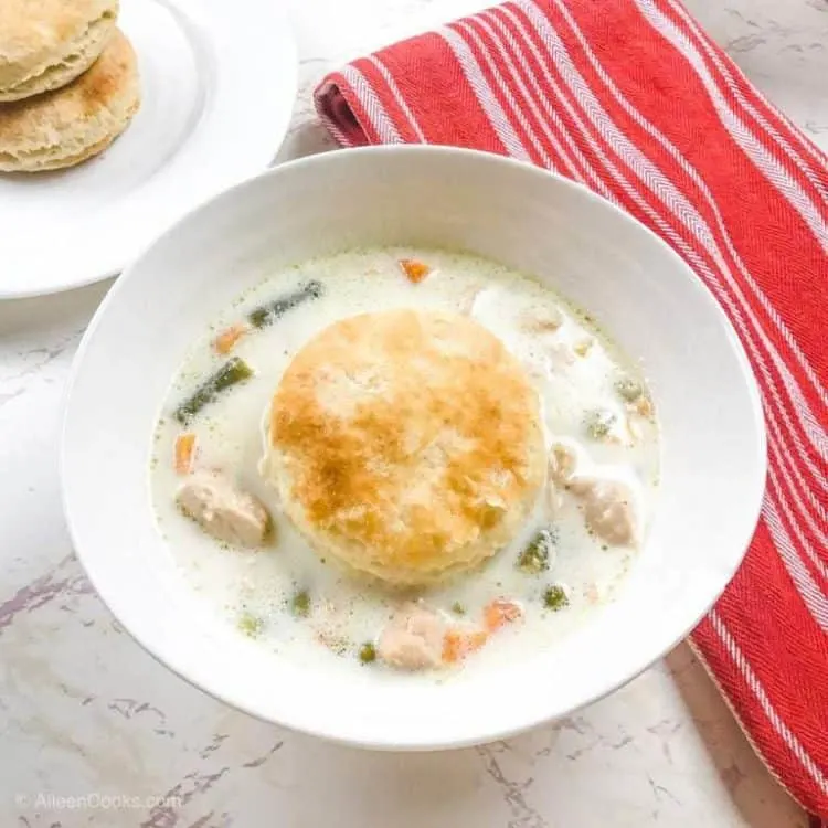 Instant Pot Pressure Cooker Chicken Pot Pie Soup Recipe