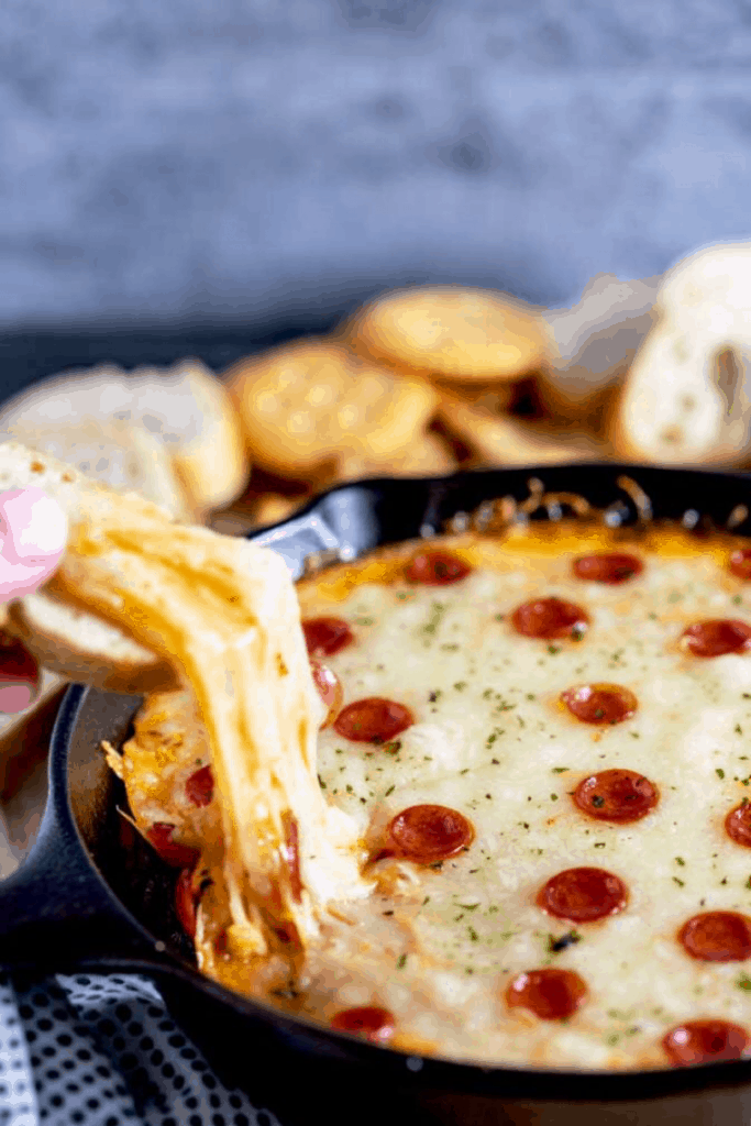 Loaded Pepperoni Pizza Dip Recipe Hors D’oeuvres Roundup lifeshouldcostless.com