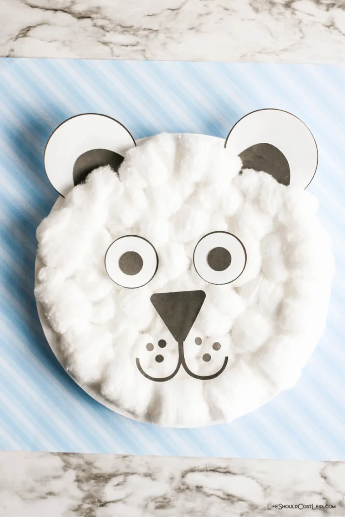 Polar bear paper plate kids craft idea for winter time. lifeshouldcostless.com

Free polar bear craft template.