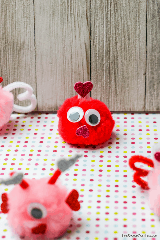 Valentine’s day crafts for preschoolers lifeshouldcostless.com