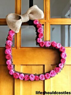 DIY wreath for Valentine's Day.