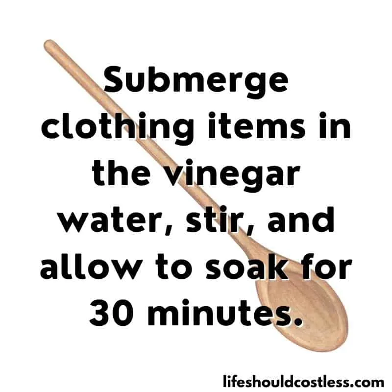 How to soften clothes with white vinegar Step 2