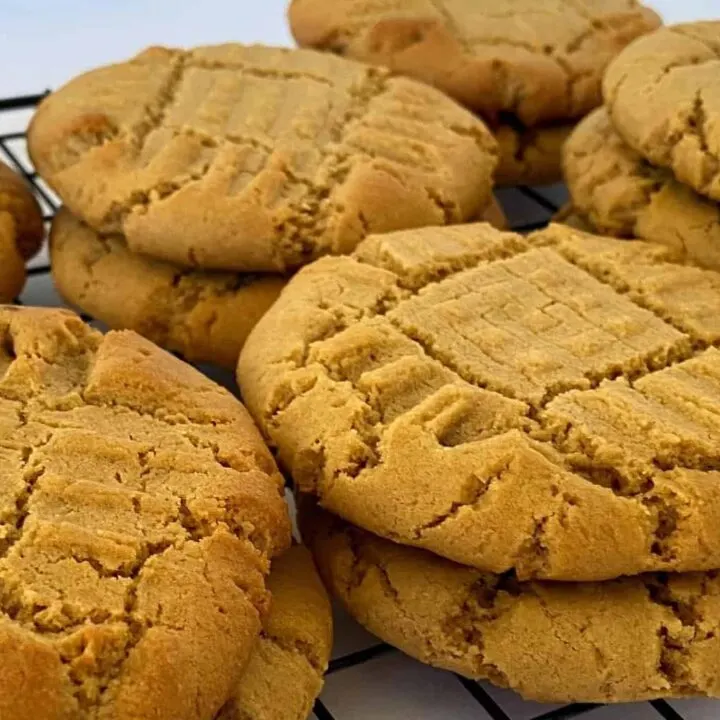 Easy Peanut Butter Cookies - Welcome To Nana's