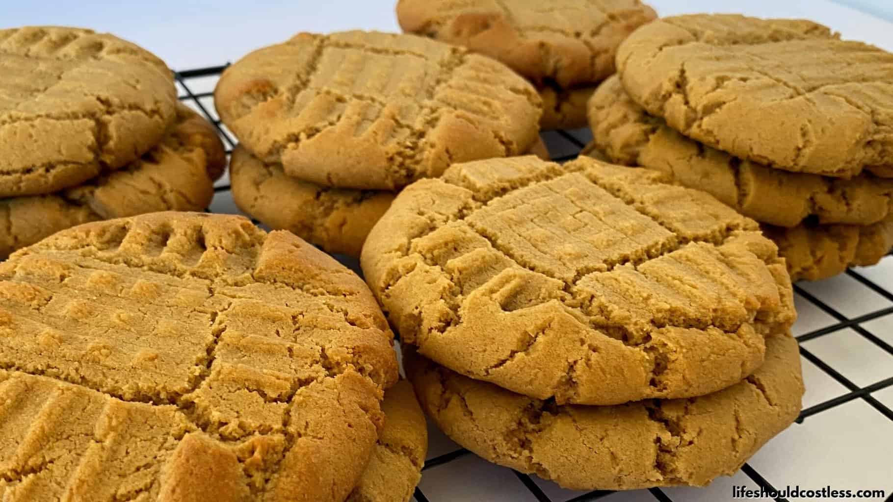 https://lifeshouldcostless.com/wp-content/uploads/2023/02/grandmas-old-fashioned-peanut-butter-cookies-recipe.jpg